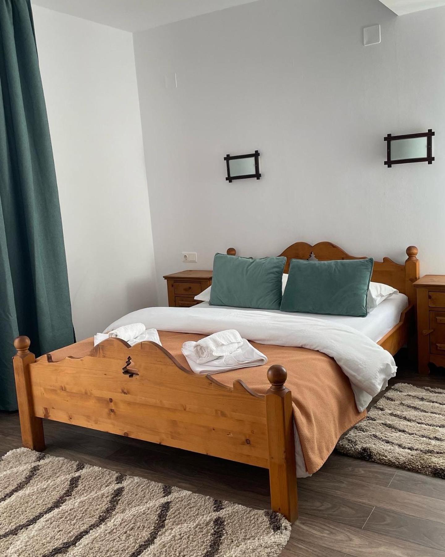 Valea Salbatica Otel Sinca Noua Dış mekan fotoğraf